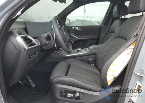 2025 BMW X7 xDrive40I z USA, uszkodzony, nr VIN 5UX23EM02S9Z53832